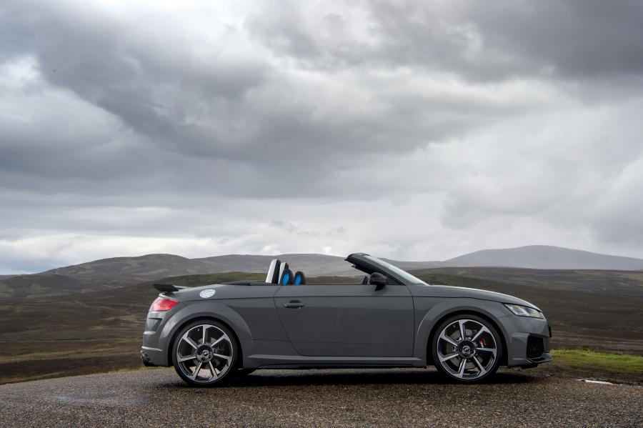  Audi TT RS Roadster (8S) 2019 года  (UK) (фото 34 из 36)